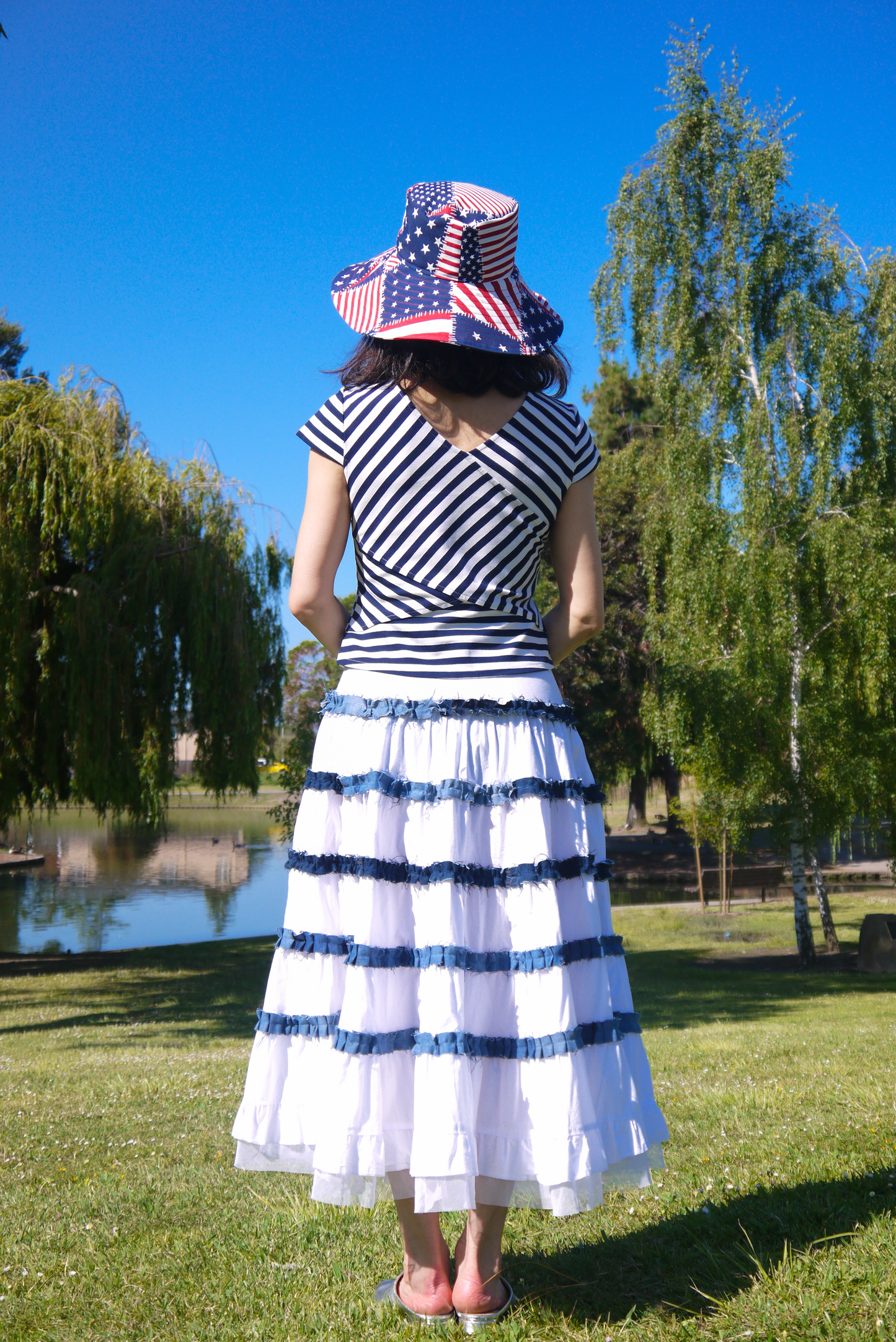 Crinkle Multi-Tiered Pure Cotton White Long Skirt With Denim Ruffles Only ONE Size Medium Size 6 Size 8