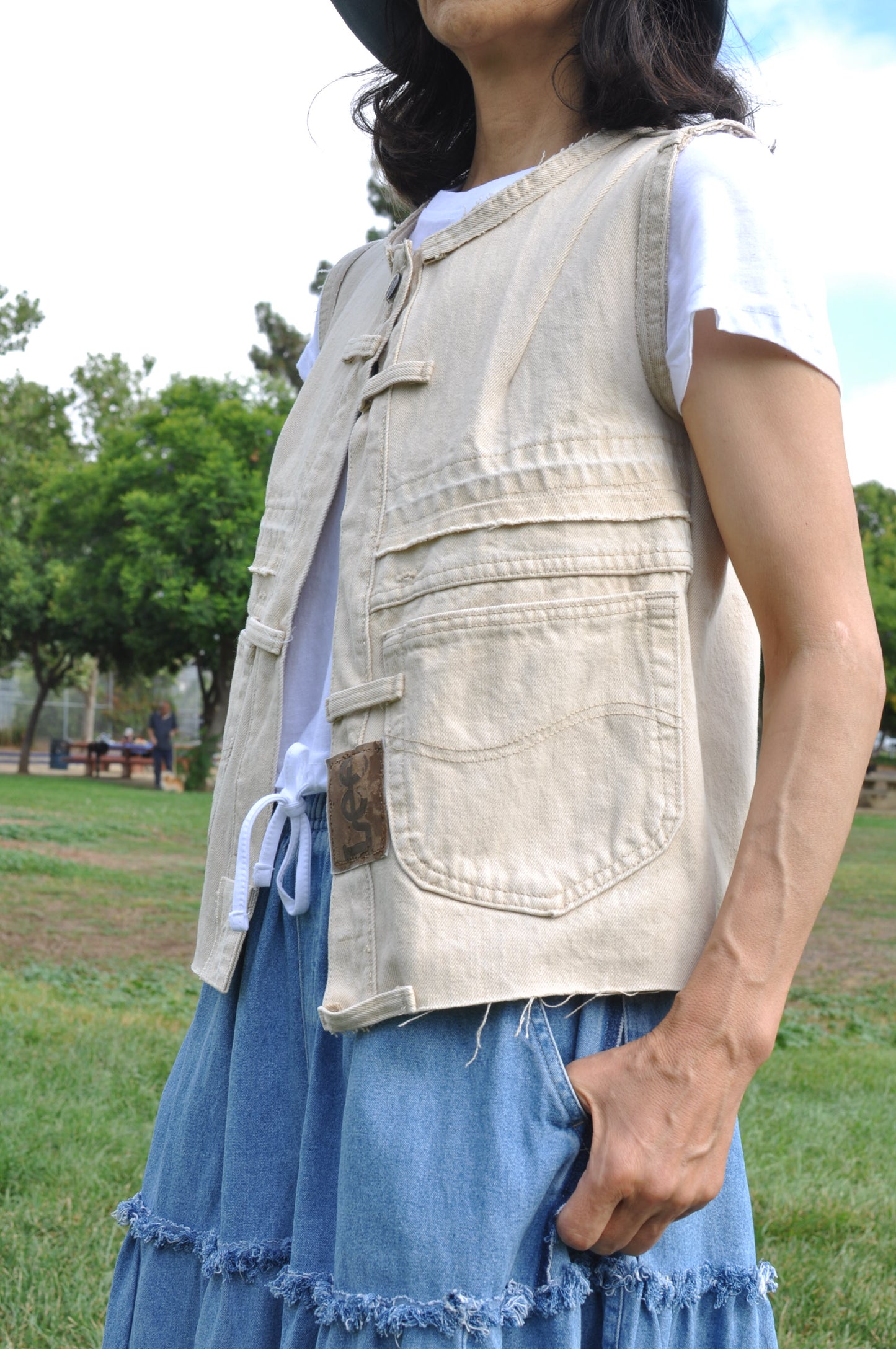 Neutral Color Upcycled womens denim vest Size Small/Size 6 with Two POCKET Unique One piece zipper design at back