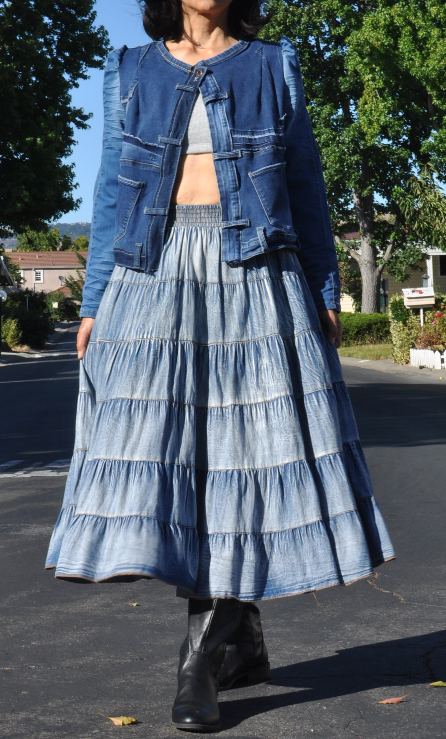 Upcycled Women's Gathered Sleeves Cropped Denim Jacket From Jeans With Two Patch Pockets